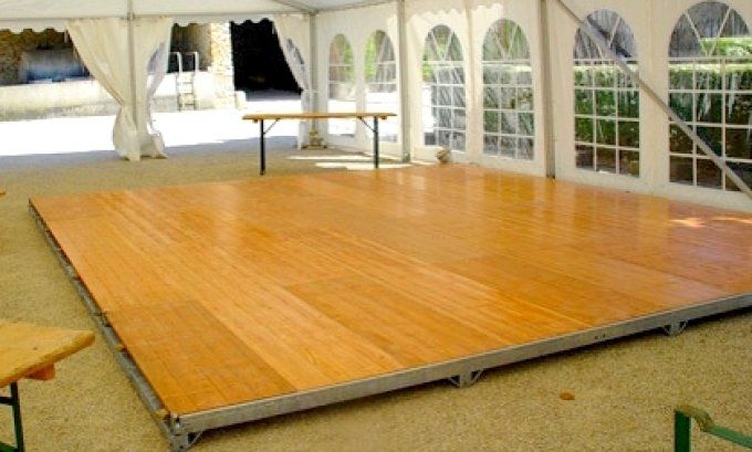 Plancher bois à niveau, composable au m², montage et démontage compris